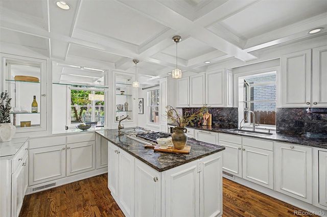 500 Glencoe Street, Denver, CO 80220