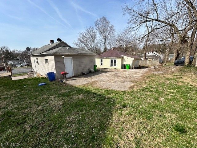 155 Fernwood Avenue, Barberton, OH 44203