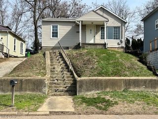 155 Fernwood Avenue, Barberton, OH 44203