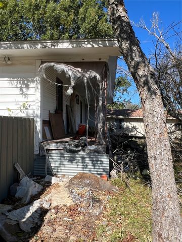 300 Rose Hill Road, Blooming Grove, TX 76626