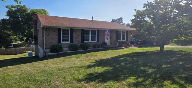 4131 Guernsey LN NW, Roanoke, VA 24017