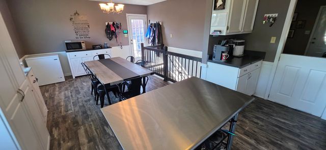 4131 Guernsey LN NW, Roanoke, VA 24017
