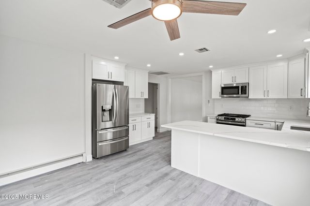 93 Paradise Boulevard, Toms River, NJ 08757