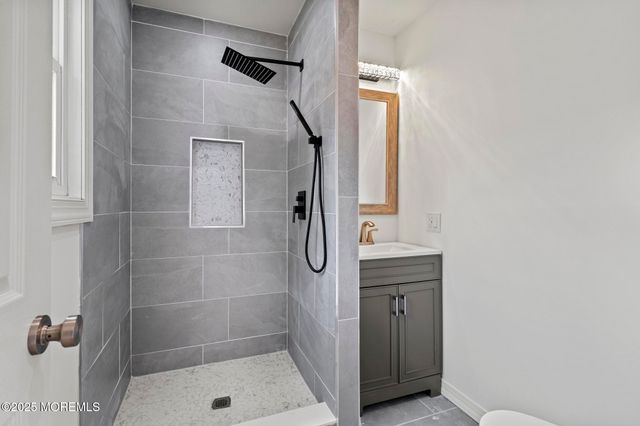 93 Paradise Boulevard, Toms River, NJ 08757