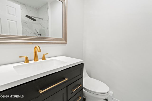 93 Paradise Boulevard, Toms River, NJ 08757