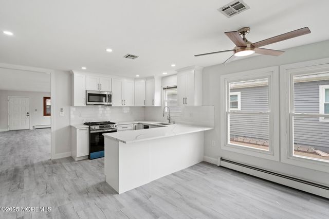 93 Paradise Boulevard, Toms River, NJ 08757