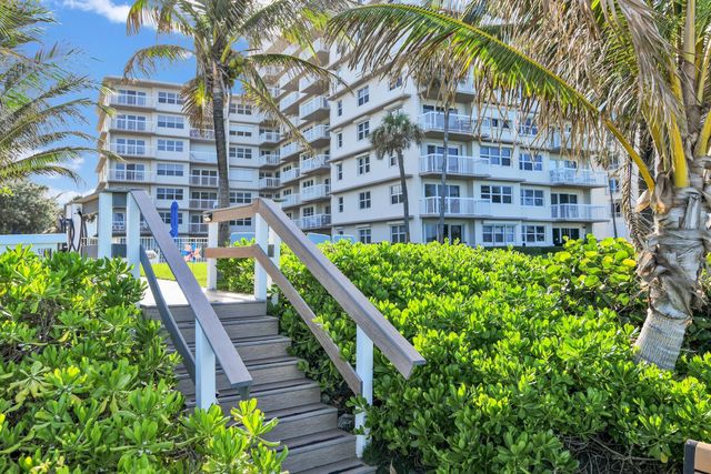 1069 Hillsboro Mile 401, Hillsboro Beach, FL 33062