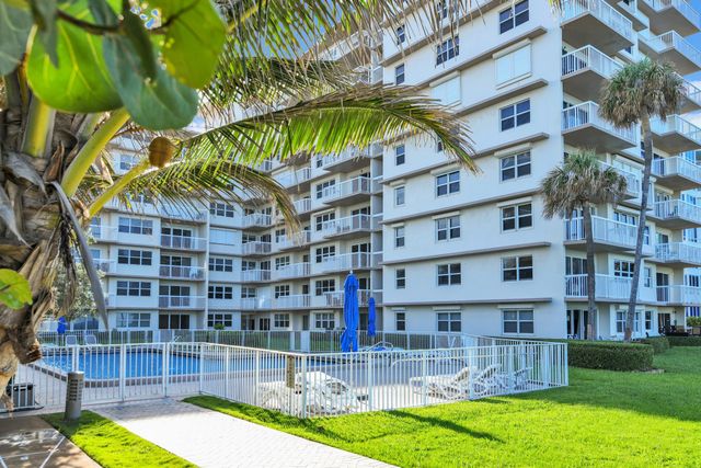 1069 Hillsboro Mile 401, Hillsboro Beach, FL 33062