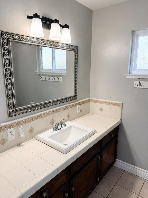 Image 20 of property listing at 3265 E Vartikian Avenue, Fresno, CA 93710
