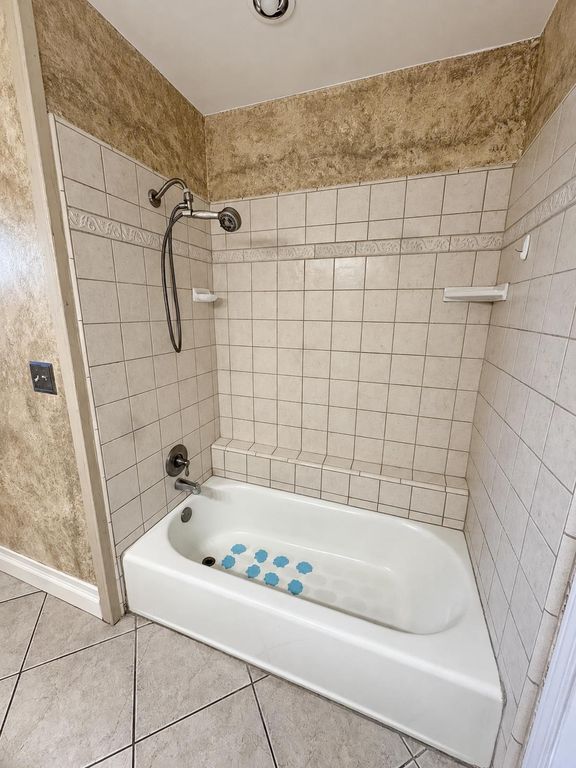 Image 25 of property listing at 3265 E Vartikian Avenue, Fresno, CA 93710