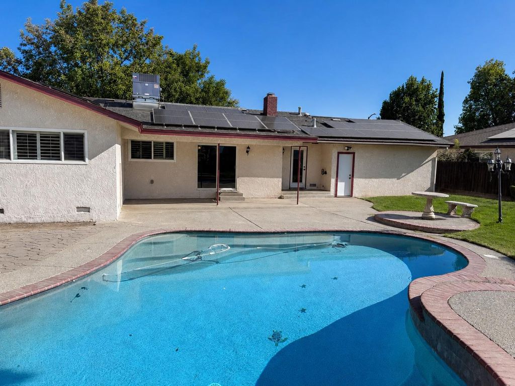 Image 32 of property listing at 3265 E Vartikian Avenue, Fresno, CA 93710