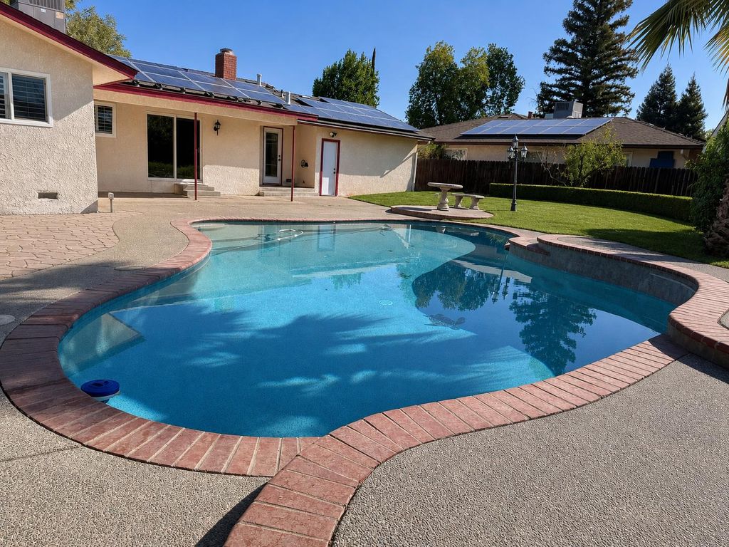 Image 4 of property listing at 3265 E Vartikian Avenue, Fresno, CA 93710