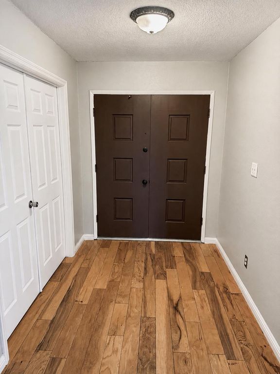 Image 7 of property listing at 3265 E Vartikian Avenue, Fresno, CA 93710