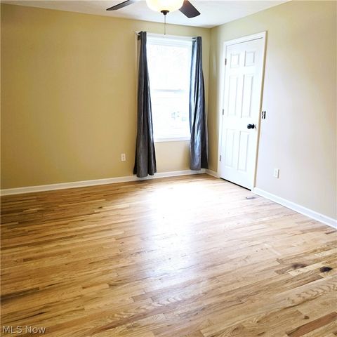 262 Stanmary Drive, Berea, OH 44017