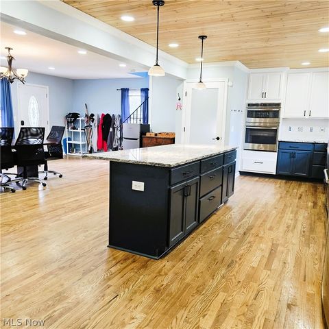 262 Stanmary Drive, Berea, OH 44017