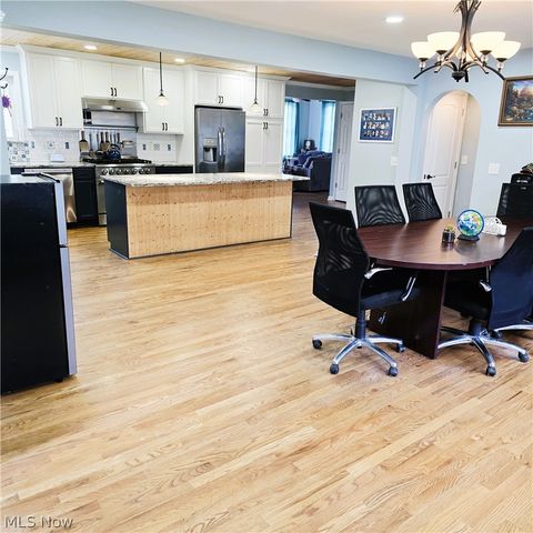 262 Stanmary Drive, Berea, OH 44017