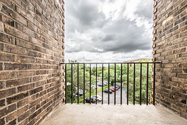 700 Wellington Avenue 409, Elk Grove Village, IL 60007