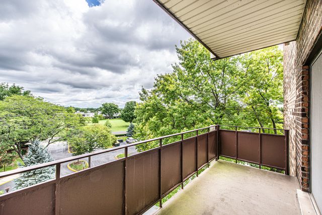 700 Wellington Avenue 409, Elk Grove Village, IL 60007