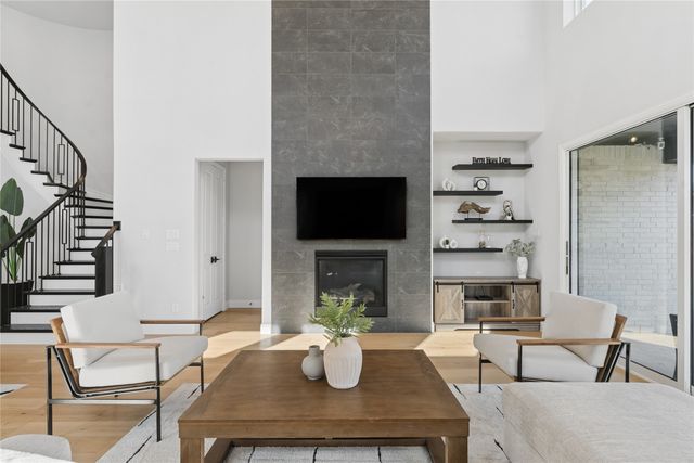 3613 Damsel Mackenzie Street, Lewisville, TX 75056