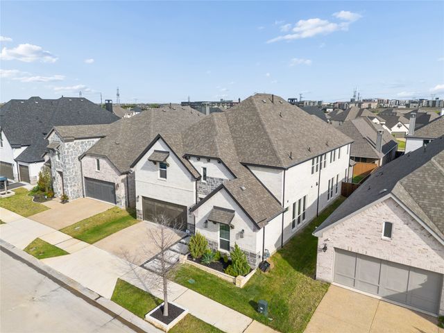 3613 Damsel Mackenzie Street, Lewisville, TX 75056