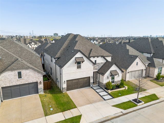 3613 Damsel Mackenzie Street, Lewisville, TX 75056