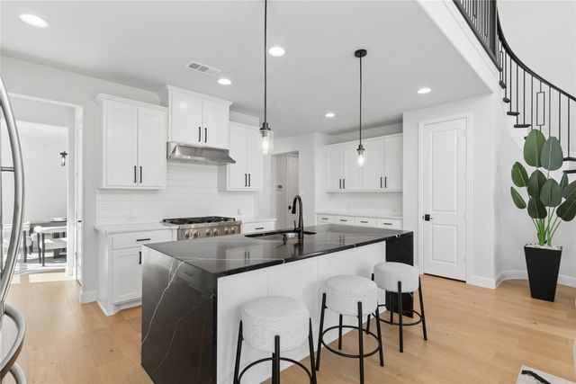 3613 Damsel Mackenzie Street, Lewisville, TX 75056