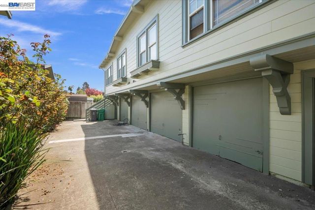 1504 10th Street, Berkeley, CA 94710