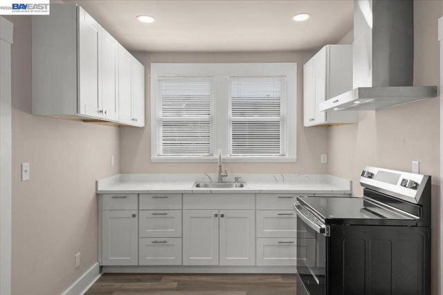 1504 10th Street, Berkeley, CA 94710