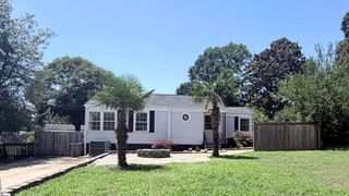 16 Rutledge Avenue, Greenville, SC 29617