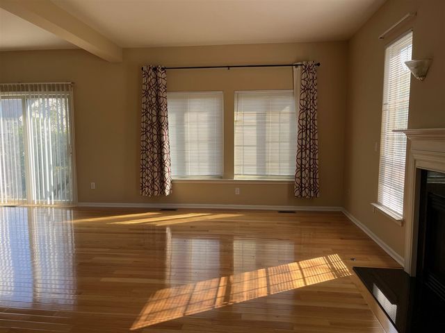 6057 Quebec Avenue, Ann Arbor, MI 48103