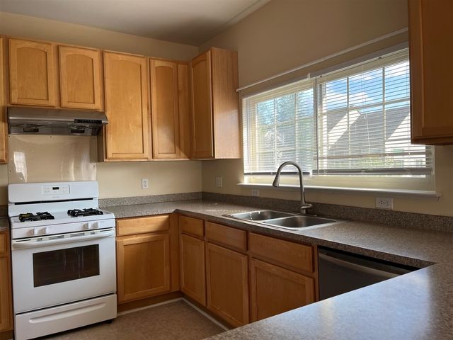 6057 Quebec Avenue, Ann Arbor, MI 48103