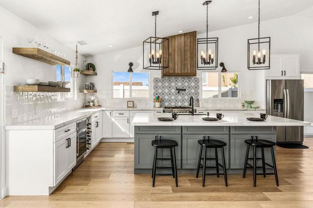 241 Richard Court, Oceanside, CA 92056