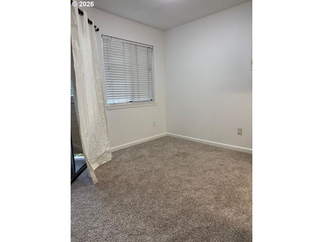 9987 Se TALBERT St, Clackamas, OR 97015