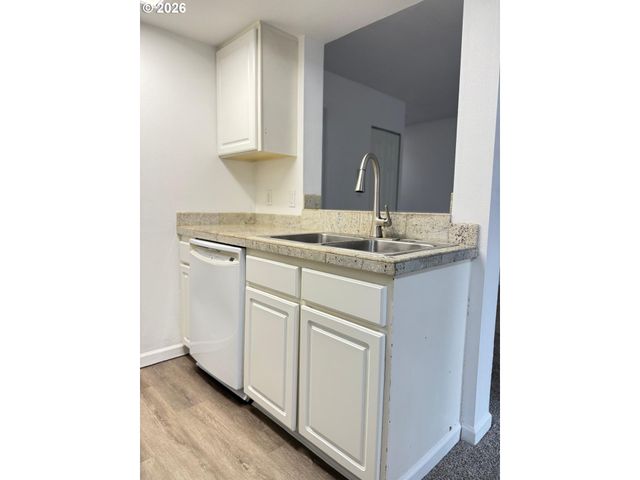 9987 Se TALBERT St, Clackamas, OR 97015