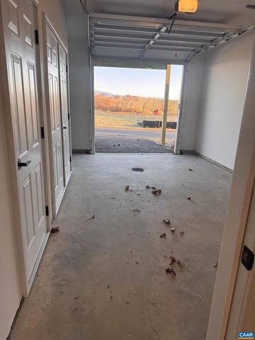 2225 WOODBURN RD, Charlottesville, VA 22901