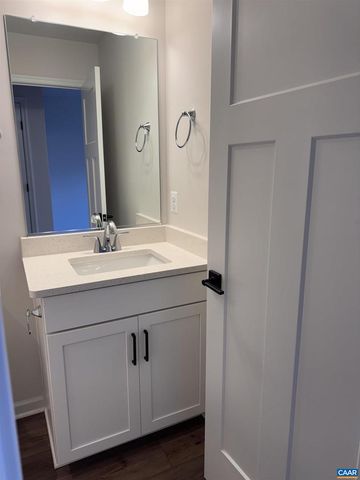 2225 WOODBURN RD, Charlottesville, VA 22901