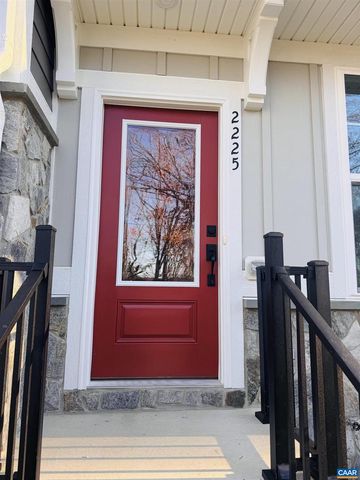 2225 WOODBURN RD, Charlottesville, VA 22901