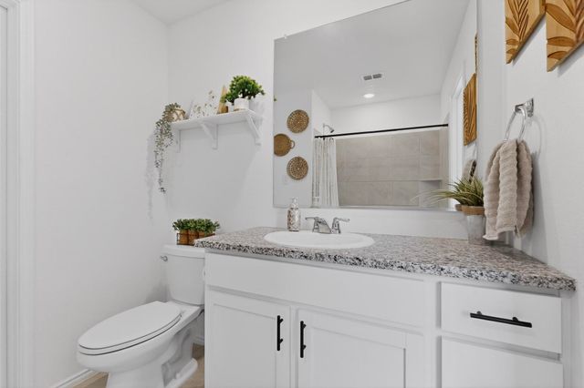 1429 Dovekie Drive, Forney, TX 75126