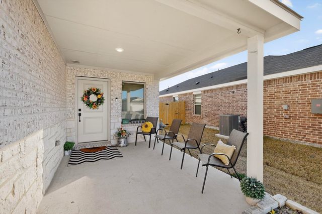 1429 Dovekie Drive, Forney, TX 75126