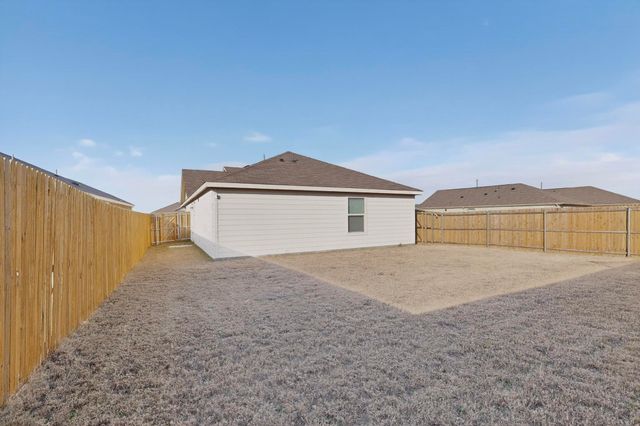 1429 Dovekie Drive, Forney, TX 75126