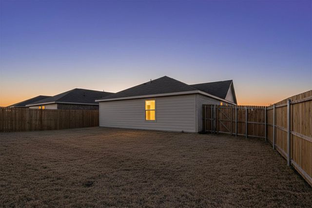 1429 Dovekie Drive, Forney, TX 75126