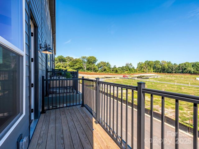 5711 Castlerea Drive, Charlotte, NC 28217