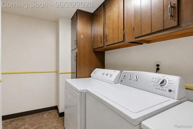 11606 Meadow Lane Drive, Macomb Township, MI 48093
