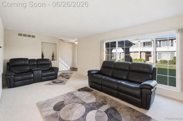 11606 Meadow Lane Drive, Macomb Township, MI 48093