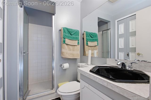 11606 Meadow Lane Drive, Macomb Township, MI 48093