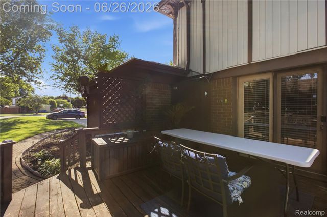 11606 Meadow Lane Drive, Macomb Township, MI 48093