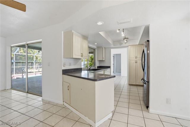 1815 SE 15th TER, Cape Coral, FL 33990