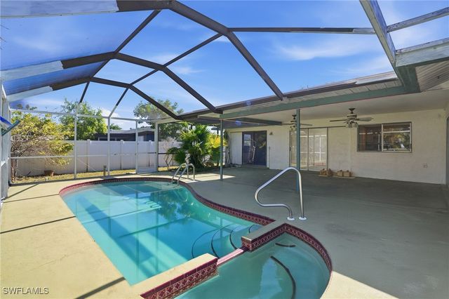 1815 SE 15th TER, Cape Coral, FL 33990