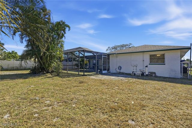 1815 SE 15th TER, Cape Coral, FL 33990