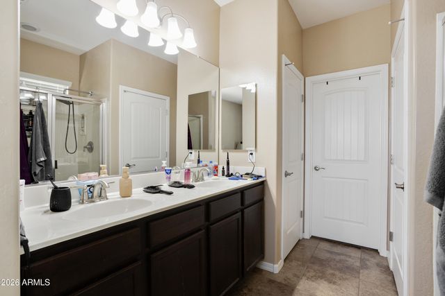 3840 E ALAMO Street, San Tan Valley, AZ 85140